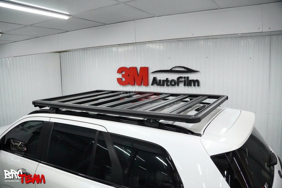 Baga mui Nhôm RHINO cho xe Ford Everest