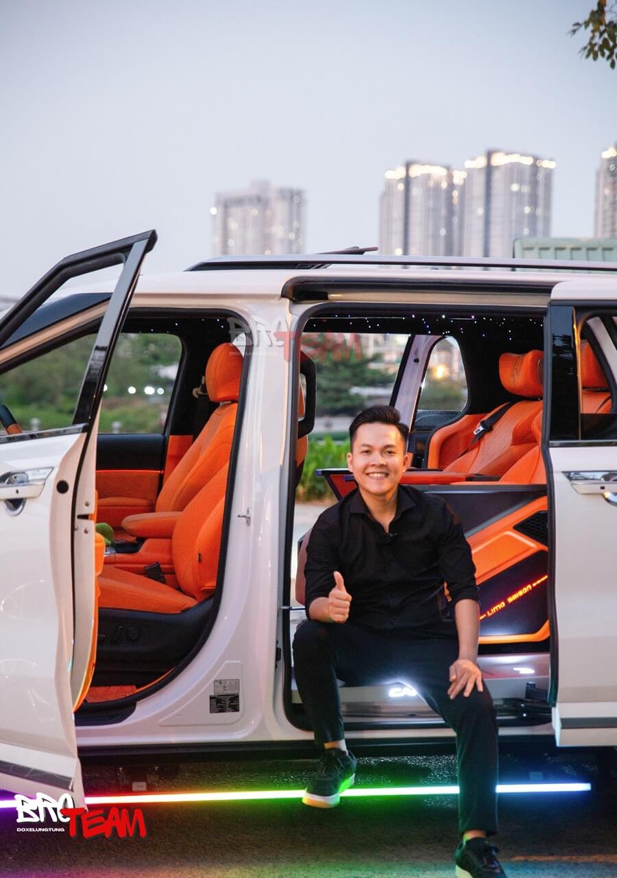Bệ bước điện cho xe Kia Carnival 2025