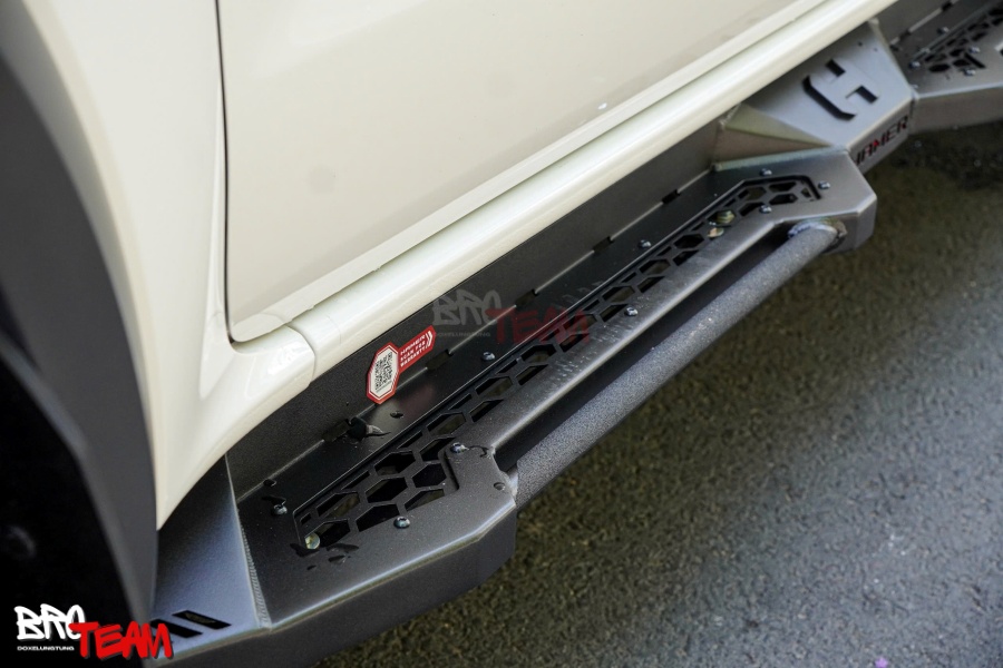 Bậc bước Shadow Hamer