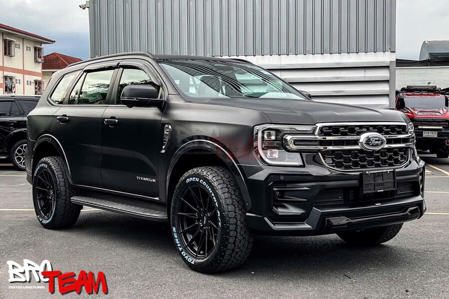 Bộ Bodykit Ford Everest mẫu AKC V2 Thái Lan
