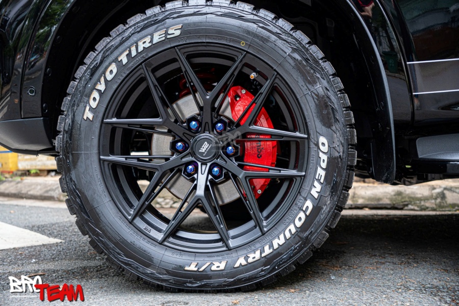 Bộ ốc Titan kiểu Ford Everest