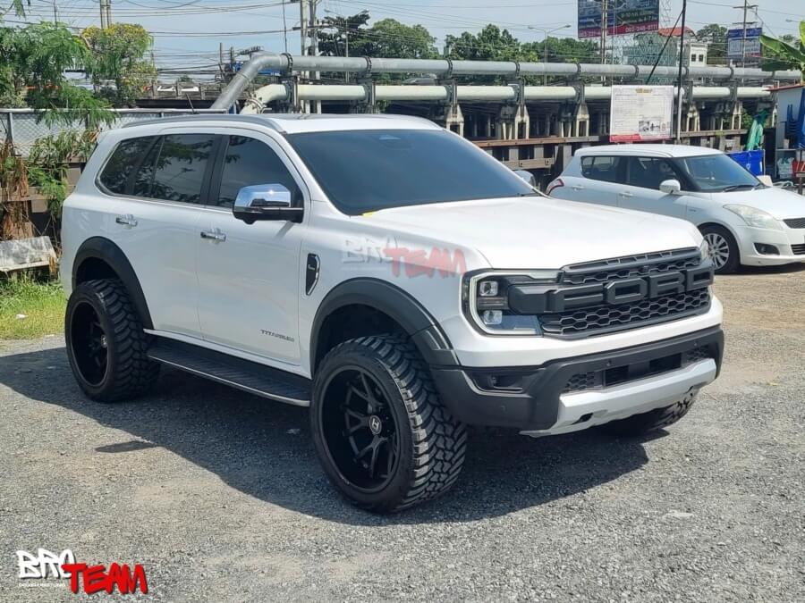 Bodykit Raptor Thái Lan Cho Ford Everest