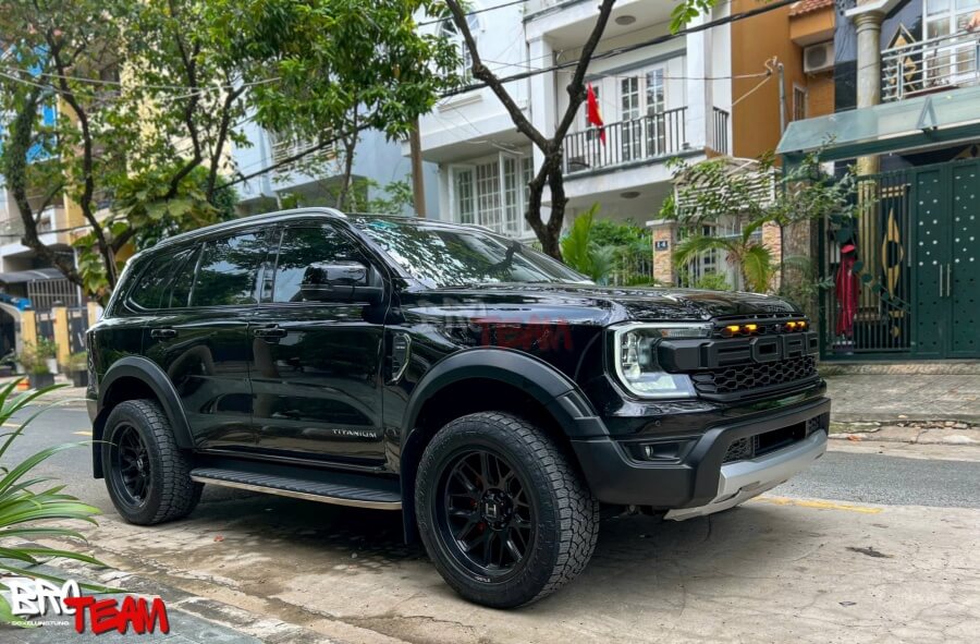 Bodykit Raptor Thái Lan Cho Ford Everest