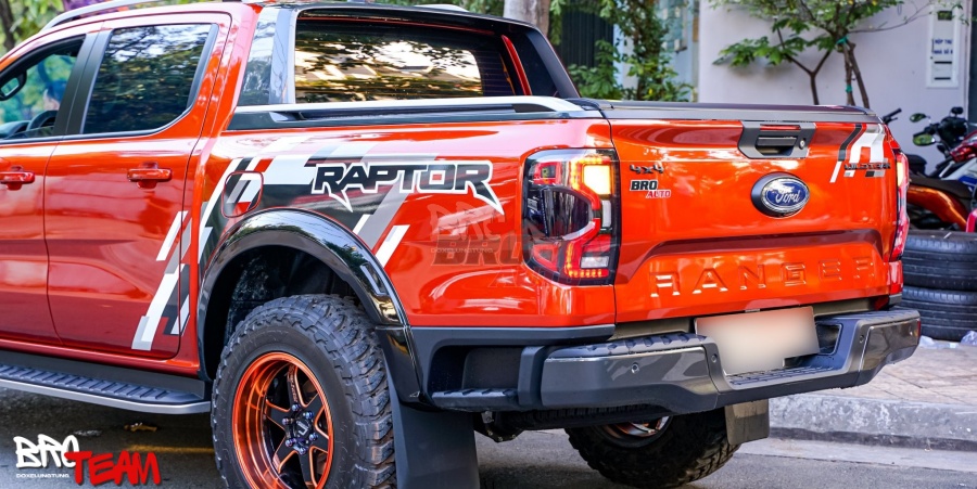 Bodykit Raptor Thái Lan cho Ford Ranger