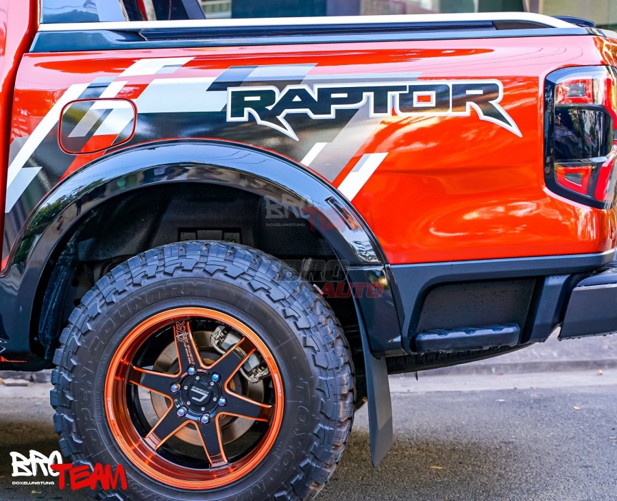Bodykit Raptor Thái Lan cho Ford Ranger
