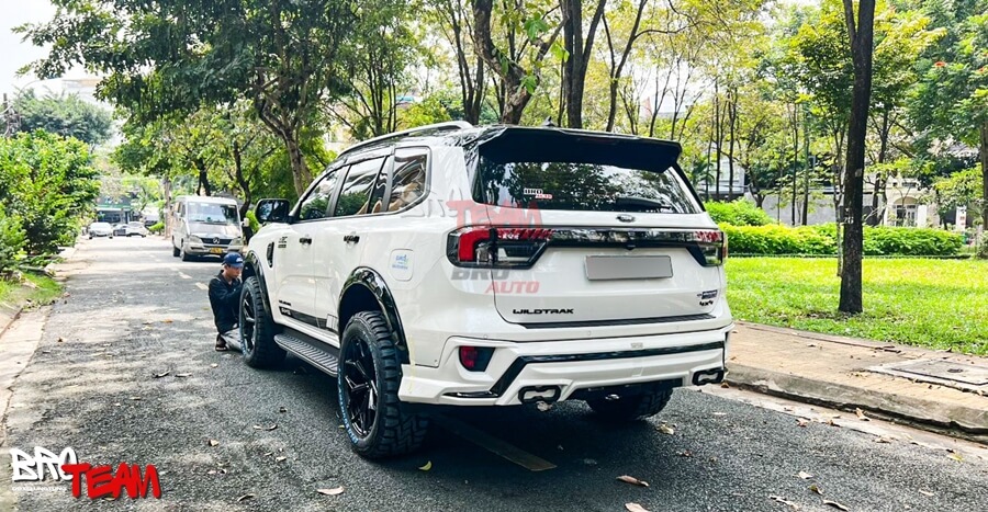 Bodykit Victor Thái Lan Mặt Calang Jeep cho Ford Everest 