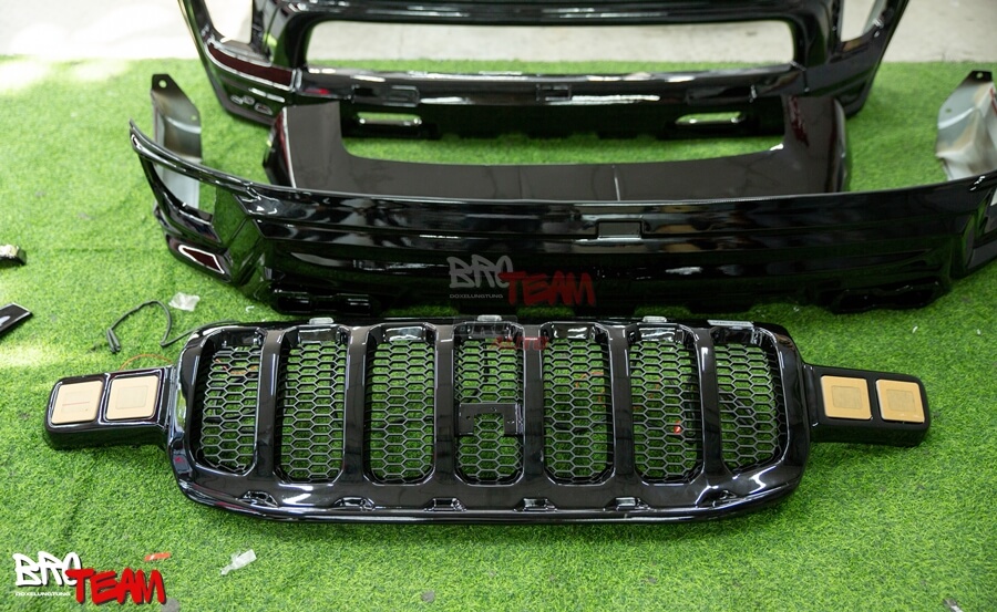 Bodykit Victor Thái Lan Mặt Calang Jeep cho Ford Everest 