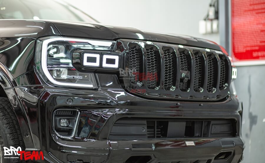 Bodykit Victor Thái Lan Mặt Calang Jeep cho Ford Everest 
