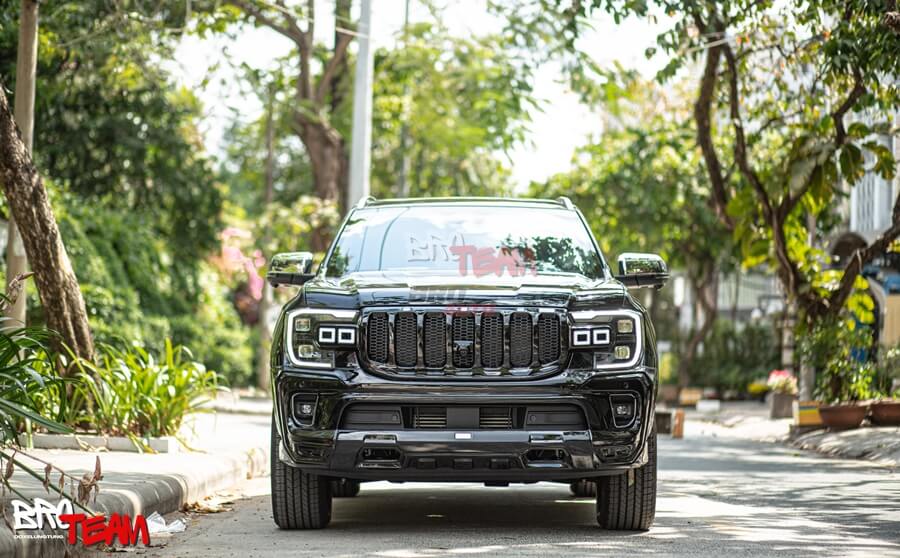 Bodykit Victor Thái Lan Mặt Calang Jeep cho Ford Everest 