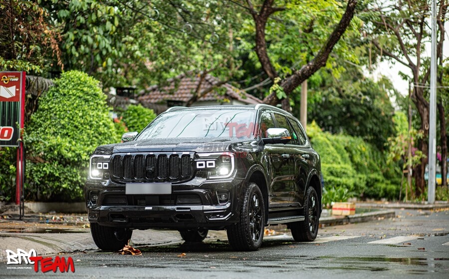 Bodykit Victor Thái Lan Mặt Calang Jeep cho Ford Everest 