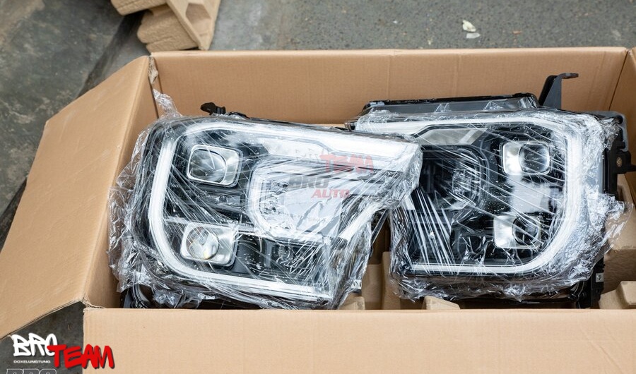 Cụm đèn pha Full LED 2 Projector phong cách MATRIX cho Ford Ranger 2023