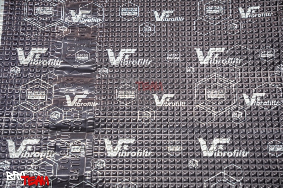 Dán cách âm chống ồn xe Toyota Hilux