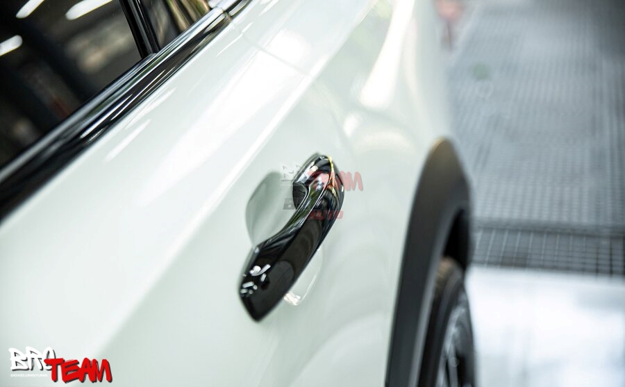 Dán Decal Chi Tiết Xe Ô Tô