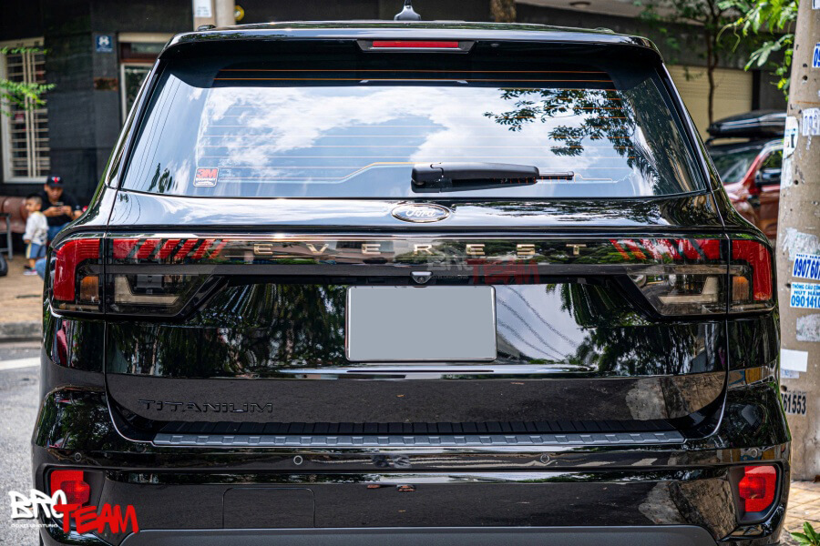 Dán Phim Cách Nhiệt Cho Xe Ford Everest