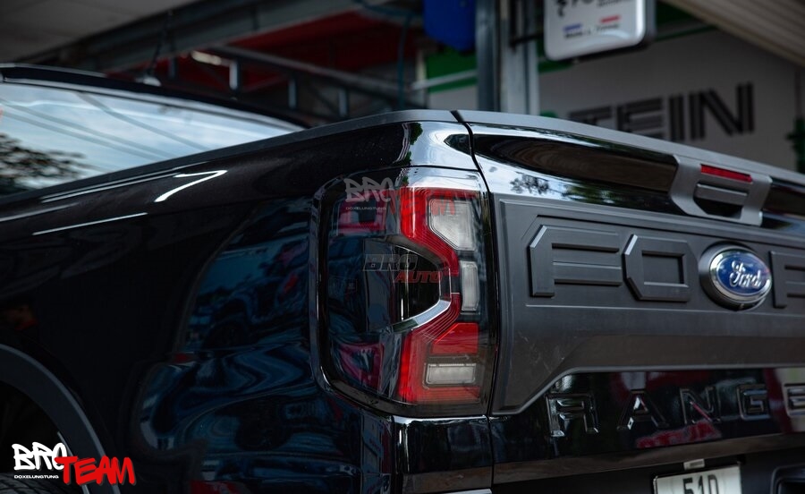 Đèn hậu Ford Ranger Full LED