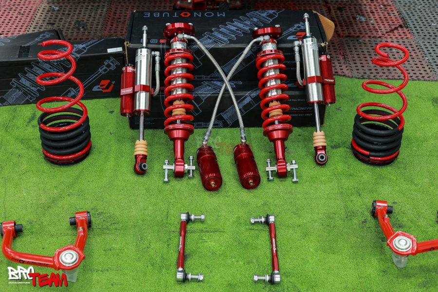 Độ bộ phuộc giảm xóc Profender xe Toyota Hilux