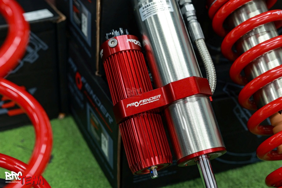 Độ bộ phuộc giảm xóc Profender xe Toyota Hilux