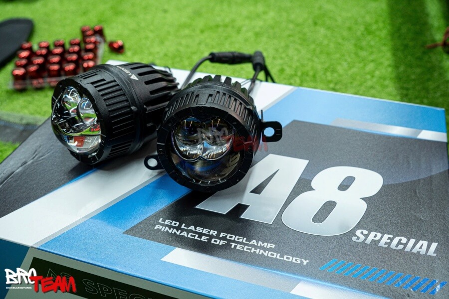 Độ đèn bi gầm Toyota Hilux