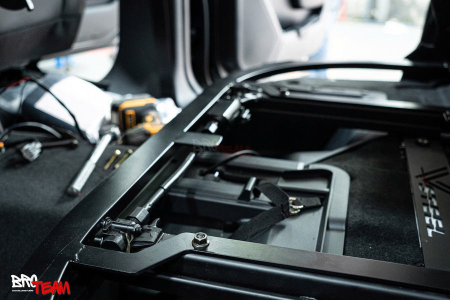 Độ ghế chỉnh điện ô tô Toyota Hilux