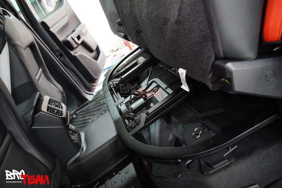 Độ ghế chỉnh điện ô tô Toyota Hilux