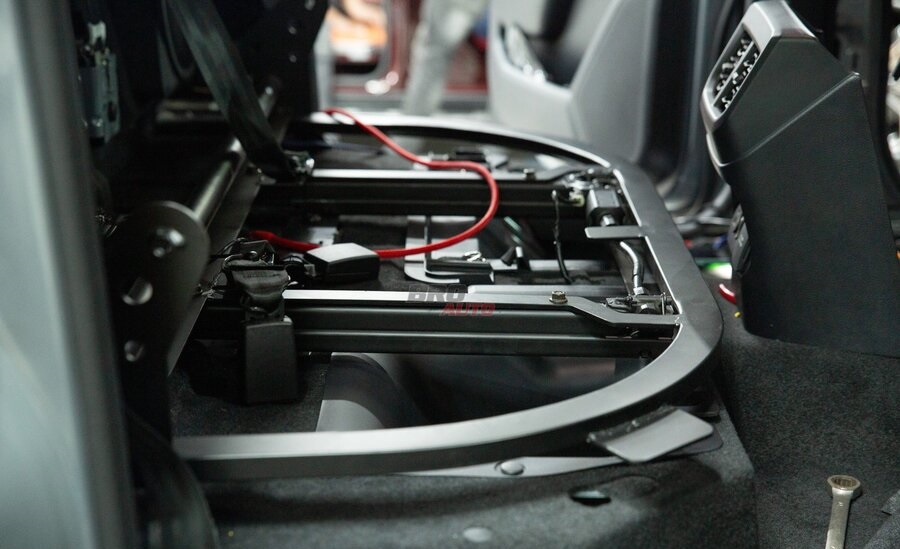 Độ ghế chỉnh điện ô tô Toyota Hilux