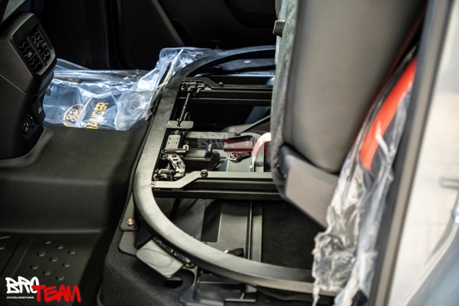 Độ ghế chỉnh điện ô tô Toyota Hilux