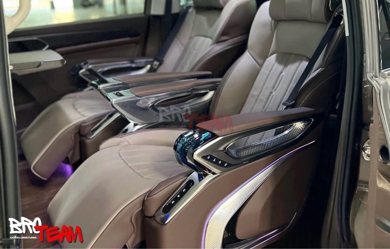 Độ Ghế Limousine Xe Volkswagen Viloran