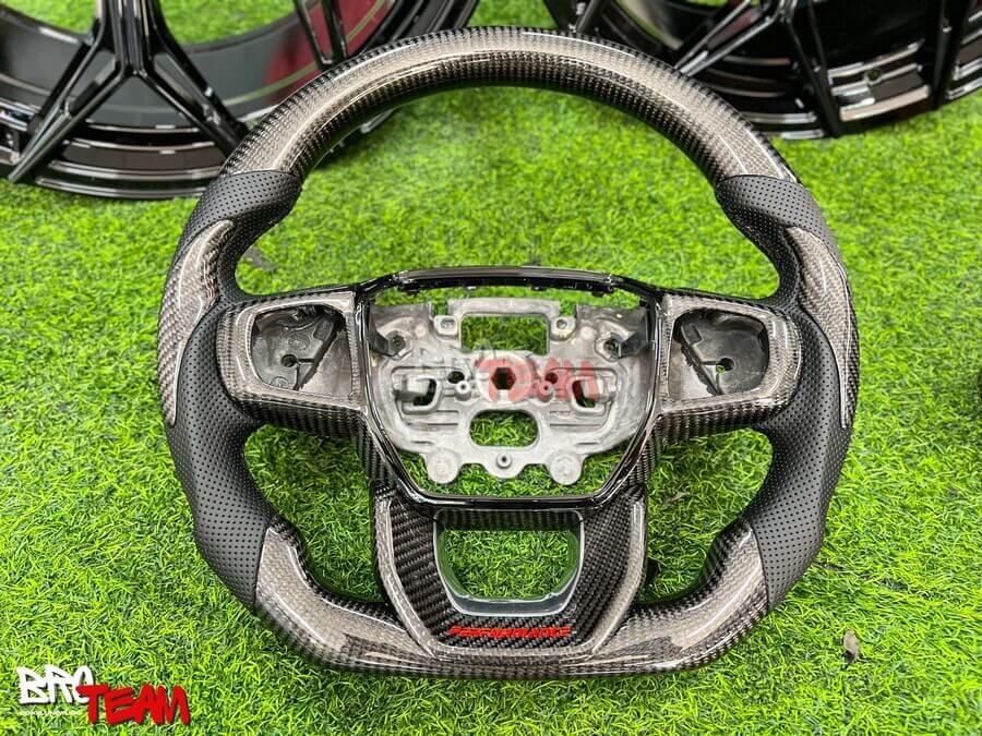 Độ vô lăng Carbon Ford Ranger