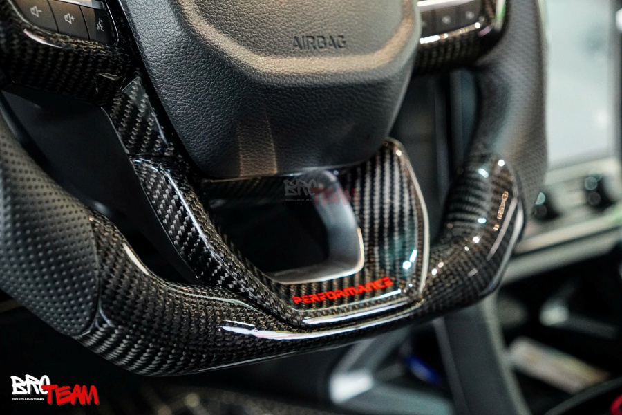 Độ vô lăng Carbon Ford Ranger