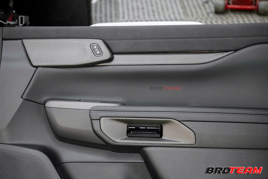 Nội thất Carbon Fiber mờ cho Ford Ranger Raptor