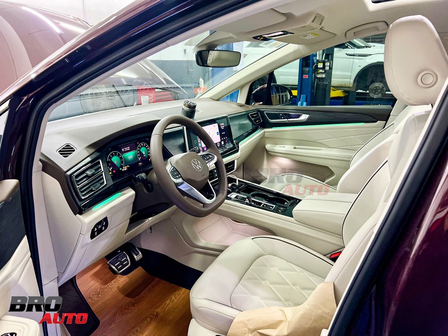 Đổi Màu Nội Thất Xe Volkswagen Viloran