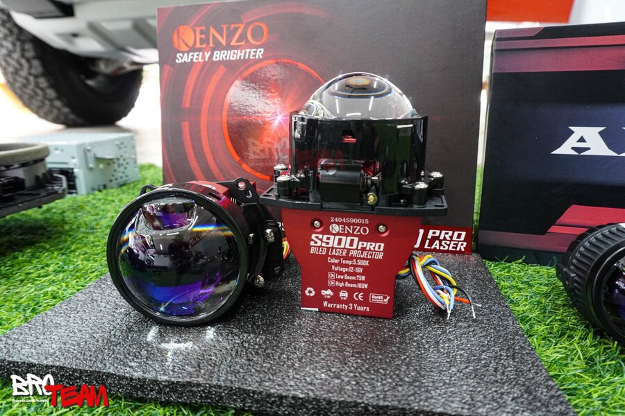 Nâng cấp ánh sáng Toyota Hilux với Bi Led Kenzo S900 Pro Laser