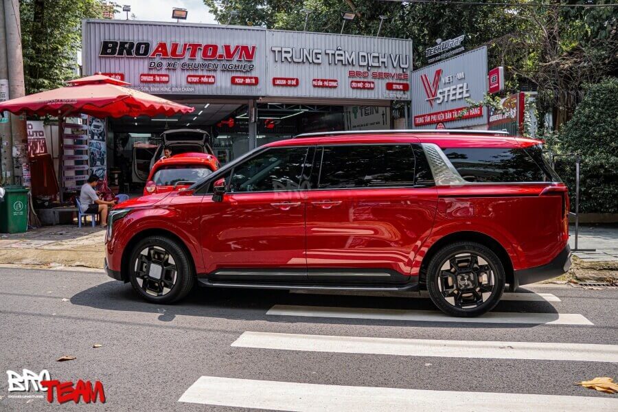 Ốc Titan Cho Xe Kia Carnival 2025