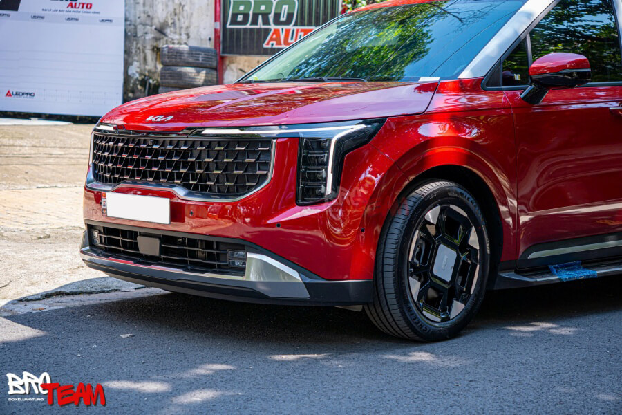 Ốc Titan Cho Xe Kia Carnival 2025