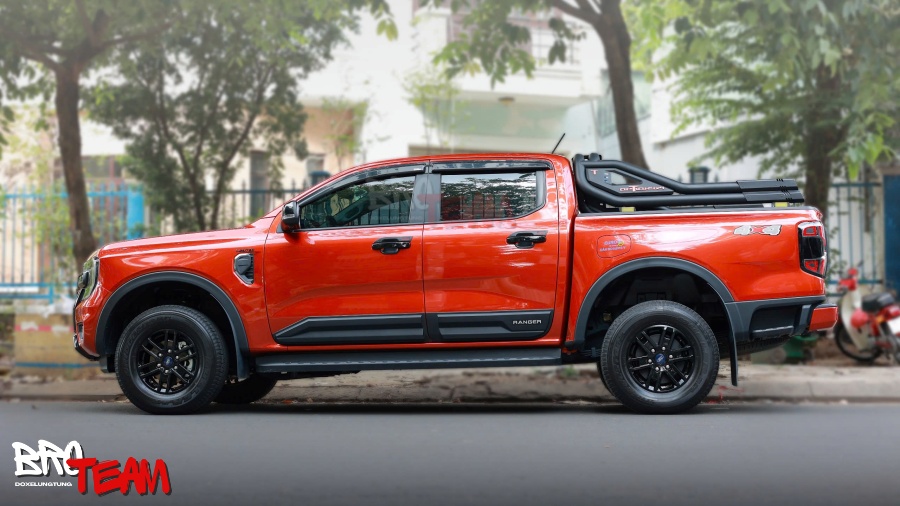 Nẹp Sườn Ford Ranger