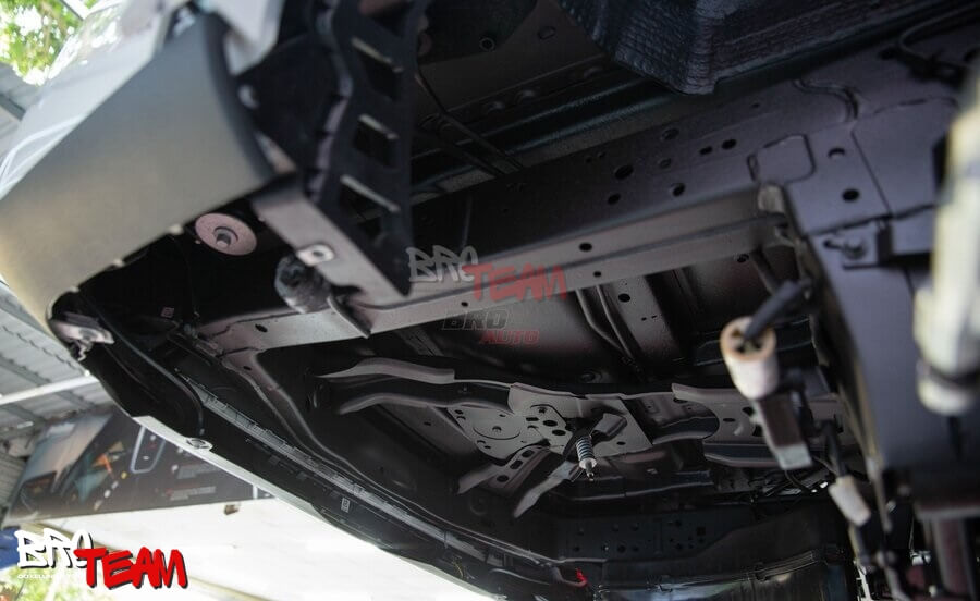 Phủ gầm Volkswagen Viloran