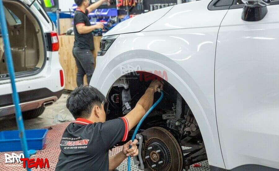 Độ Phuộc Kia Carnival