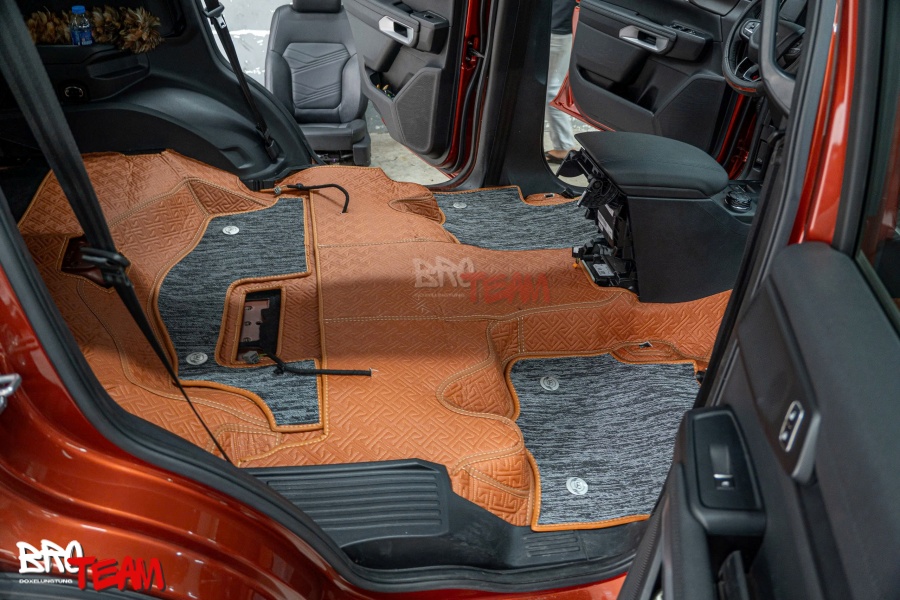 Thảm sàn da ô tô Fiber 360 cho Toyota Hilux