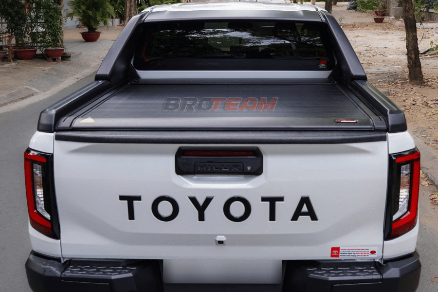 Ty hạ bửng lắp đặt xe Toyota Hilux