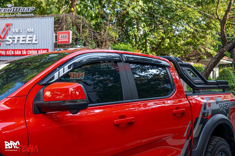 Vè che mưa Ford Ranger