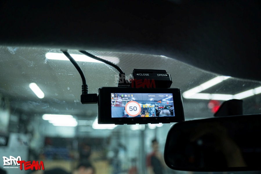 VF3 lắp Camera hành trình trước sau Vietmap Speedmap M1