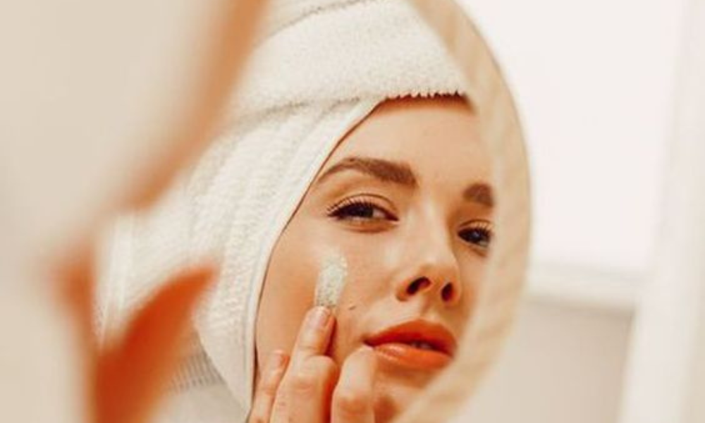 Da sần sùi không mịn màng là do đâu?