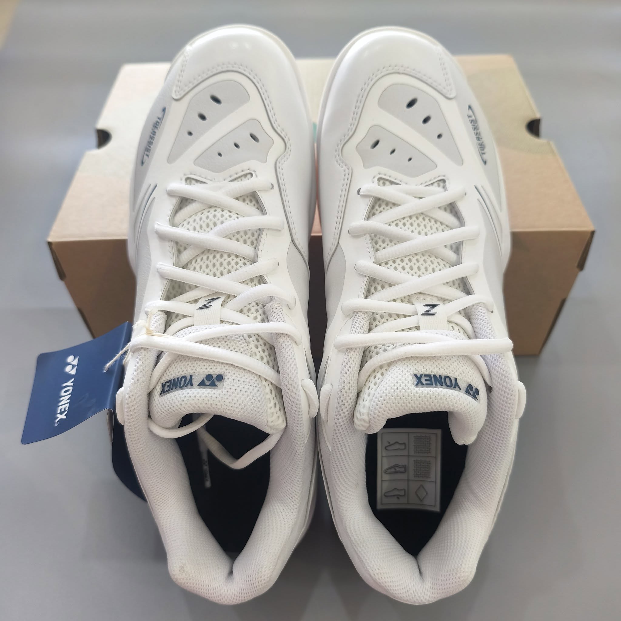 Giày cầu lông Yonex SHB 65Z4 2026