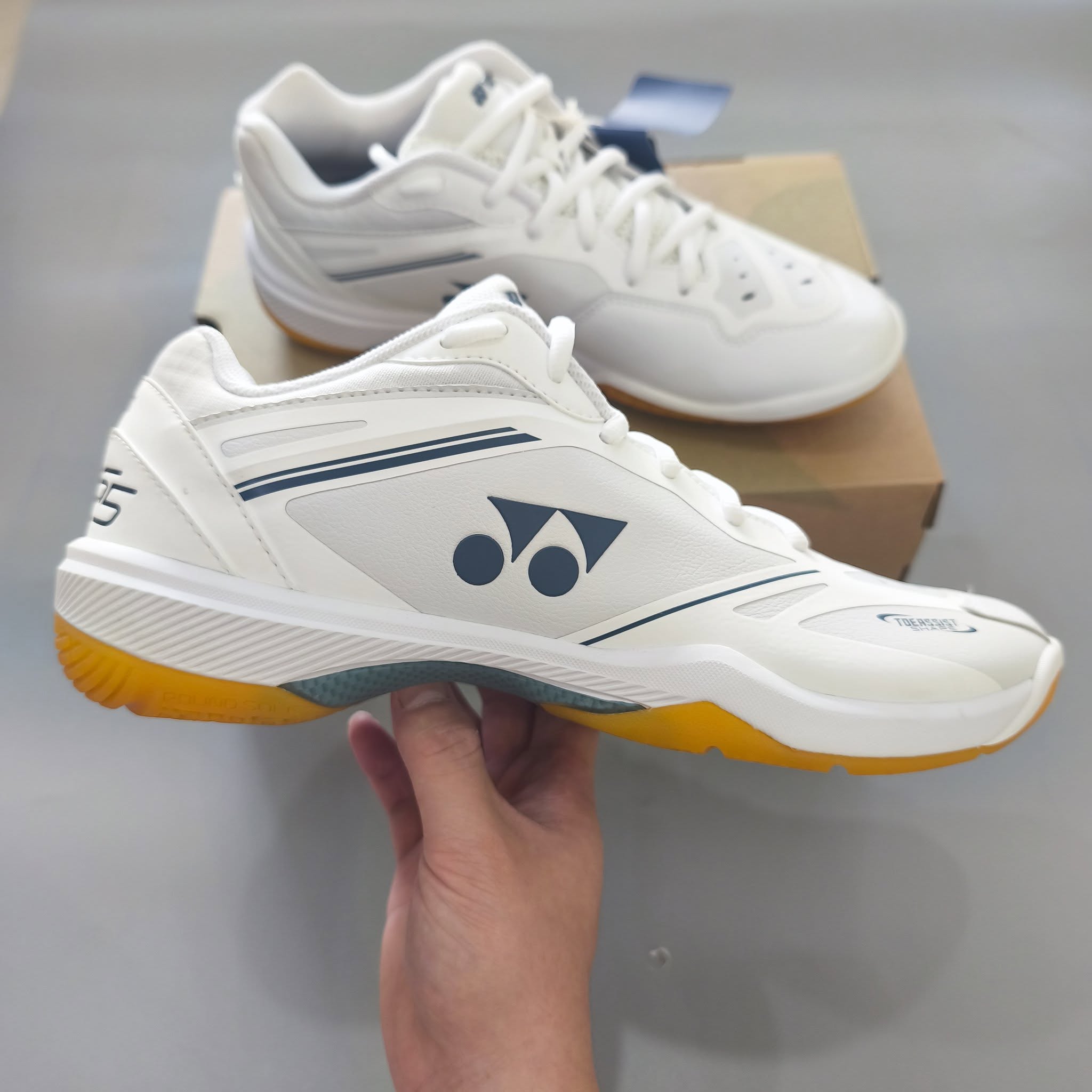 Giày cầu lông Yonex SHB 65Z4 2026