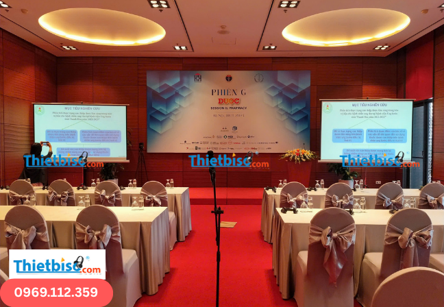 Máy chiếu công suất lớn cho hội trường: Giải pháp trình chiếu chuyên nghiệp