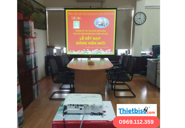 Thuê máy chiếu Hà Nội