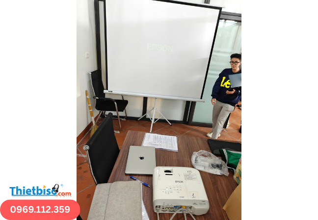Cho thuê máy chiếu quận Hoàn Kiếm - Hà Nội