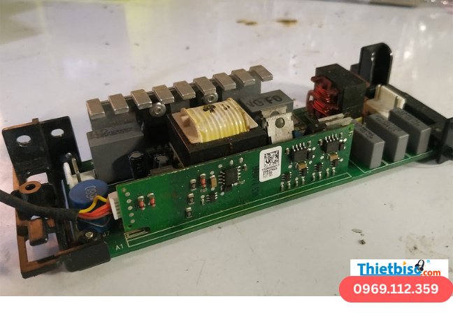 Máy chiếu hư ballast: Cách khắc phục và những lưu ý