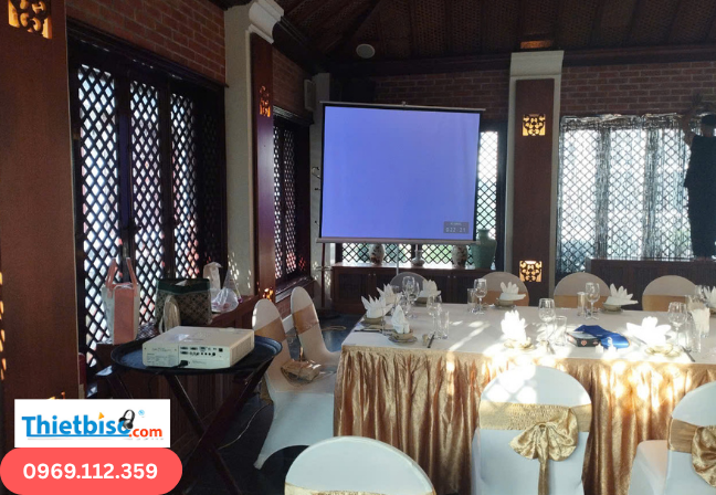thuê máy chiếu hà nội