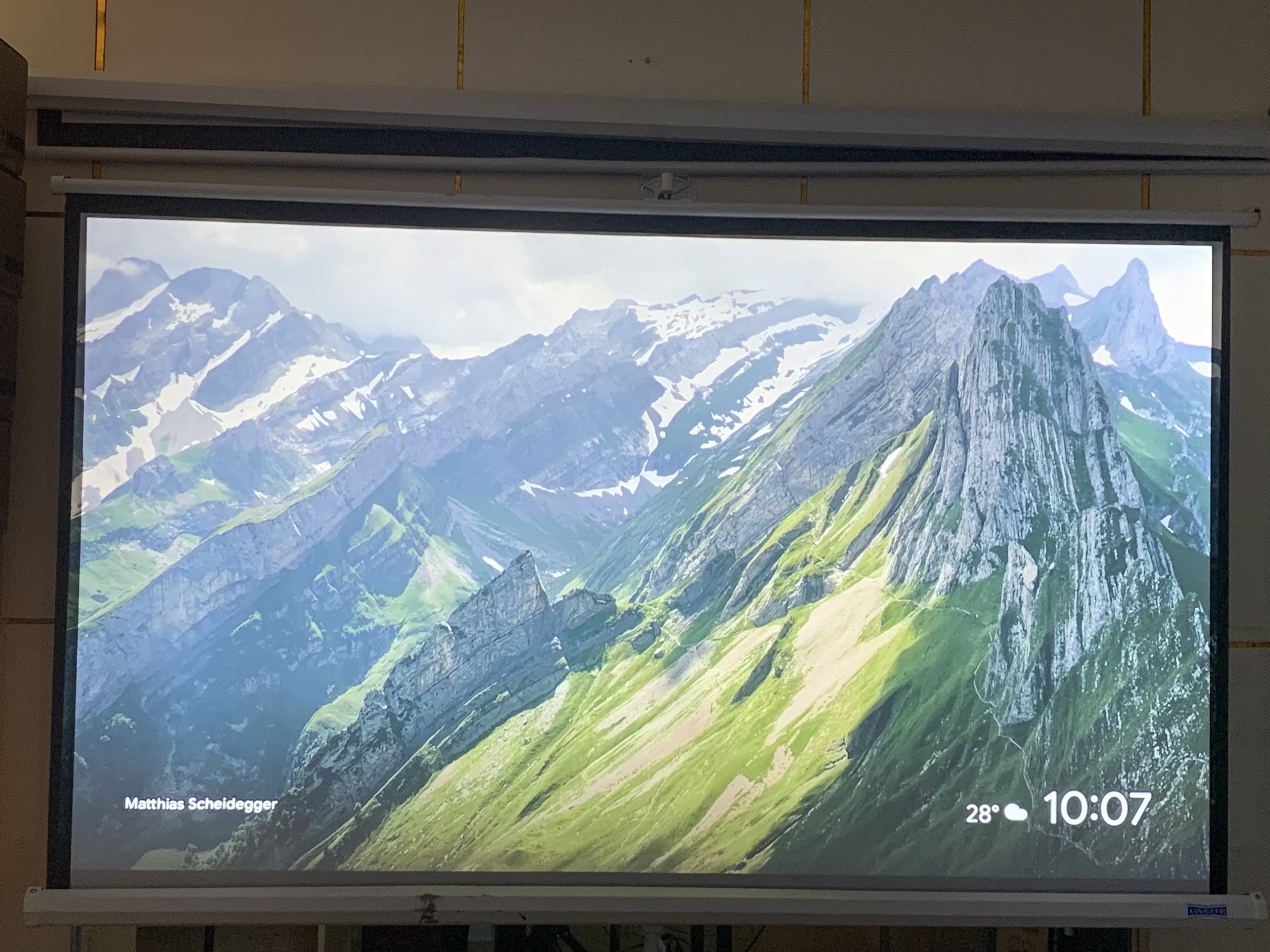 Máy Chiếu VIEWSONIC PX-701 FULL HD